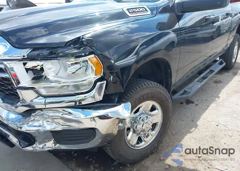 2024 Ram 2500 Tradesman 4X4 6'4 Box z USA, uszkodzony, nr VIN 3C6UR5CJ3RG276035